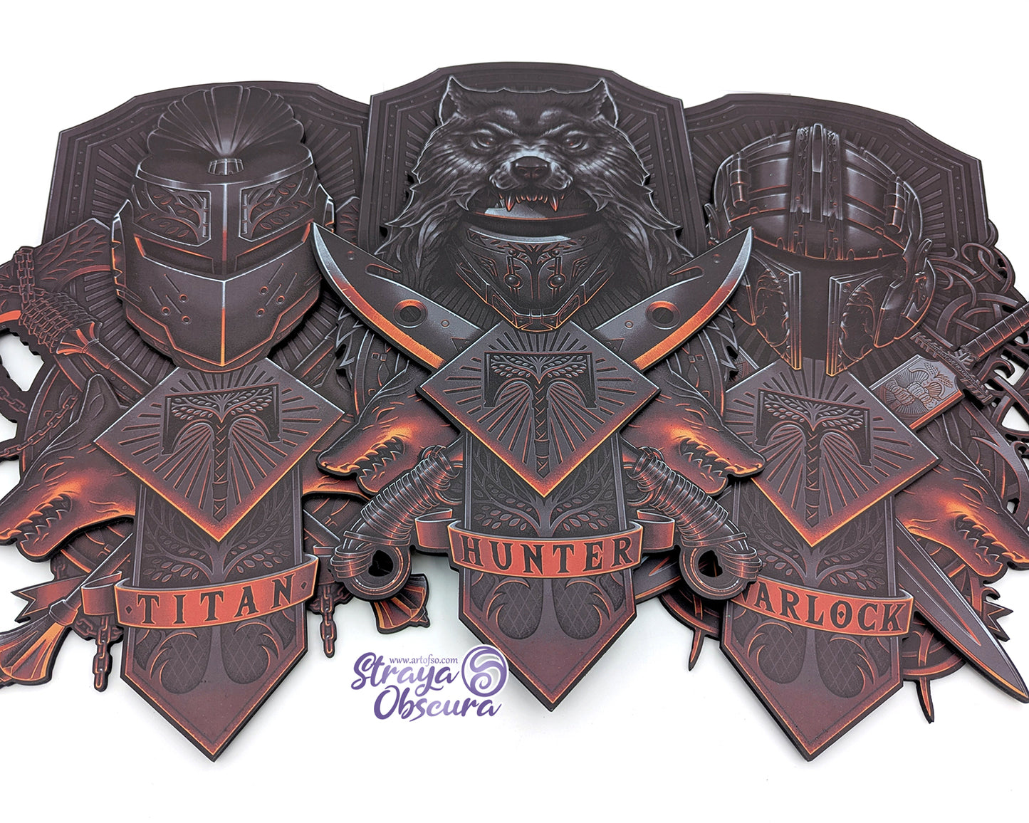 Standee Iron Crest - Hunter